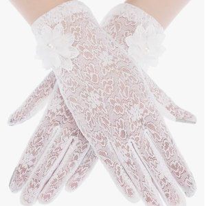 Short Lace Gloves with Flower Pattern